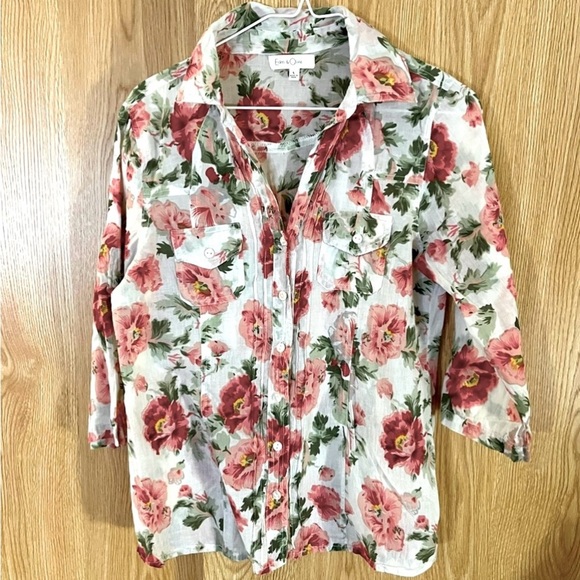 Eden & Olivia Roses Floral Print Pleated Front Button Down Shirt Blouse - Picture 2 of 7